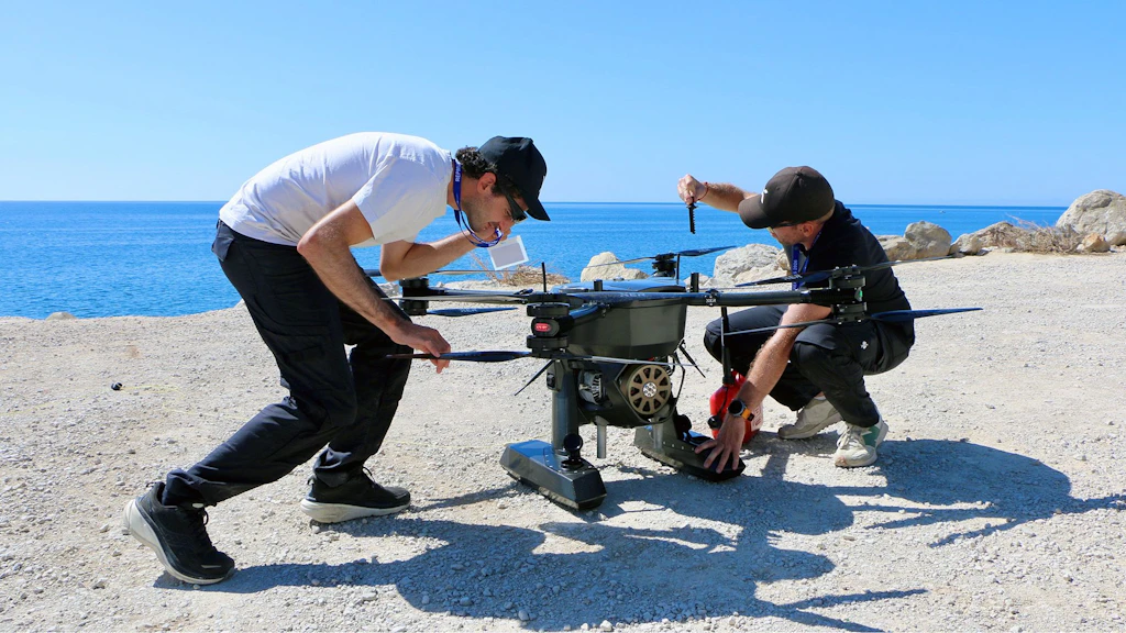 Le X8 PRO de Xer Technologies est en cours de préparation en vue de son déploiement lors d'un exercice de géolocalisation de mines sous-marines à REPMUS 2026.