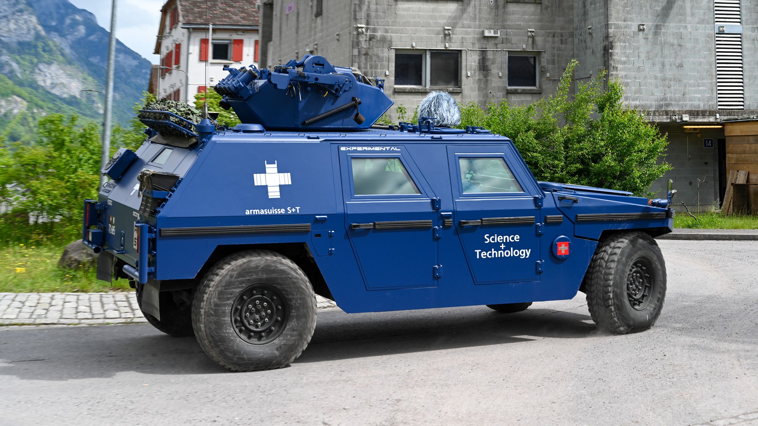 Surveillance de vastes espaces (y compris en milieu urbain)