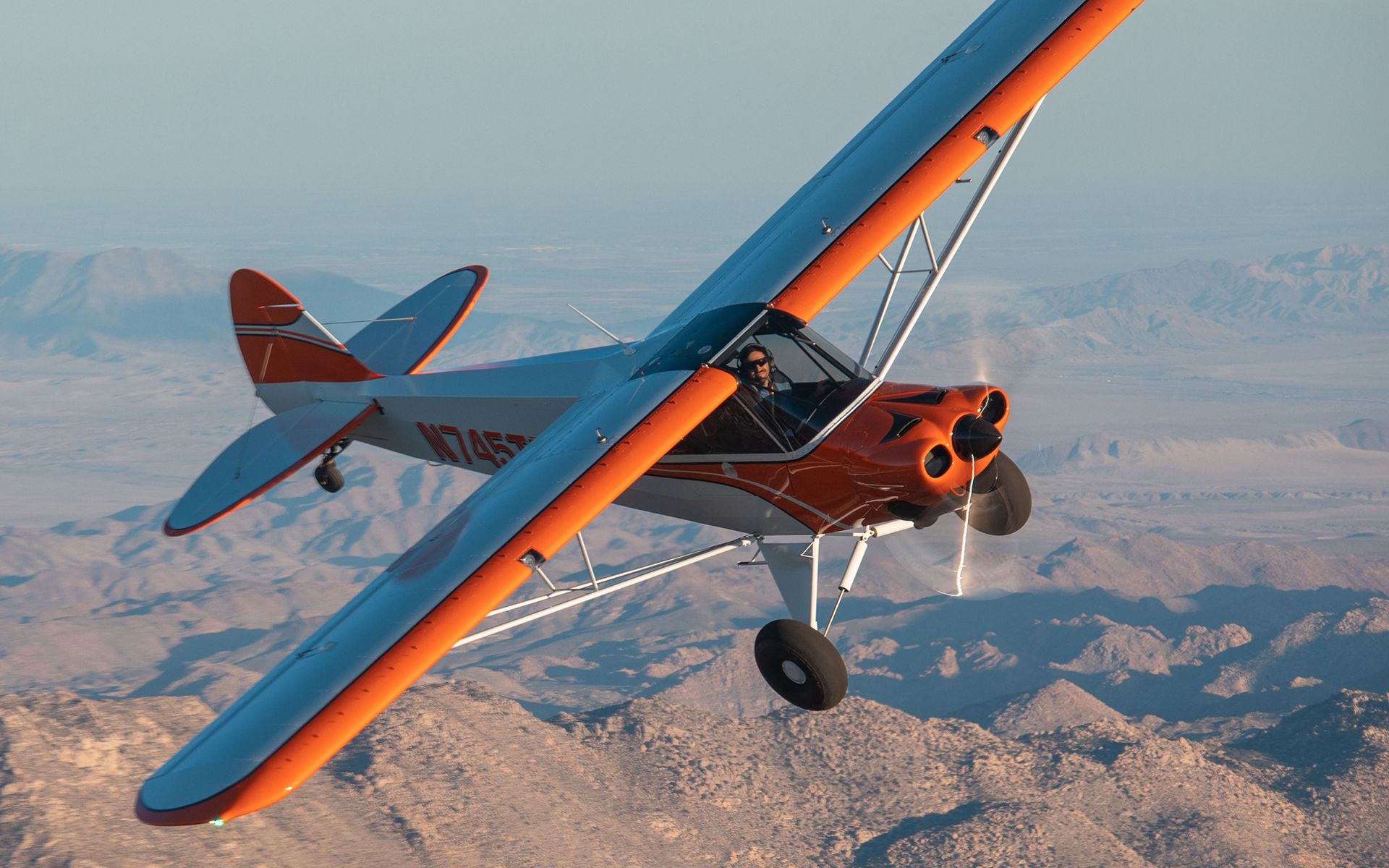 Foto dell'aereo di Tobias Burch