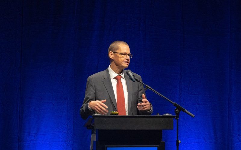 Il capo della Difesa alla conferenza informativa per l’industria 